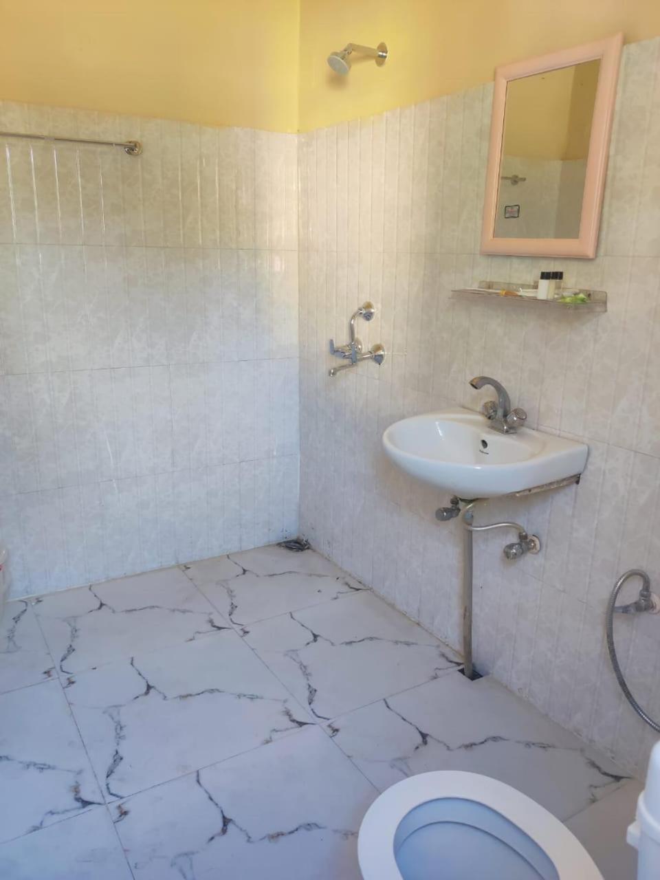 Jironi Resort Tezpur Dış mekan fotoğraf